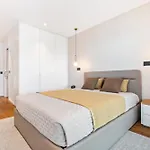Apartment Panoramic Bay And Sea Views - Luxury 3-bed Flat