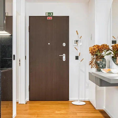 Panoramic Bay And Sea Views - Luxury 3-bed Flat フンシャル