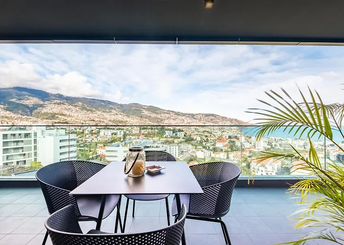 Panoramic Bay And Sea Views - Luxury 3-bed Flat 公寓 *