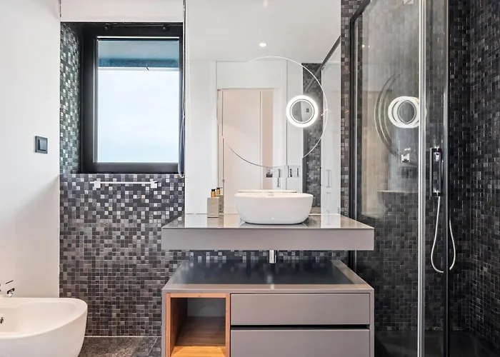 Panoramic Bay And Sea Views - Luxury 3-bed Flat 丰沙尔