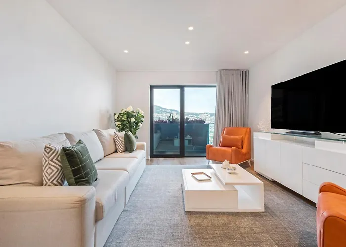 Panoramic Bay And Sea Views - Luxury 3-bed Flat 丰沙尔