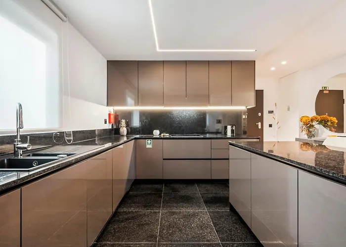 Panoramic Bay And Sea Views - Luxury 3-bed Flat 公寓