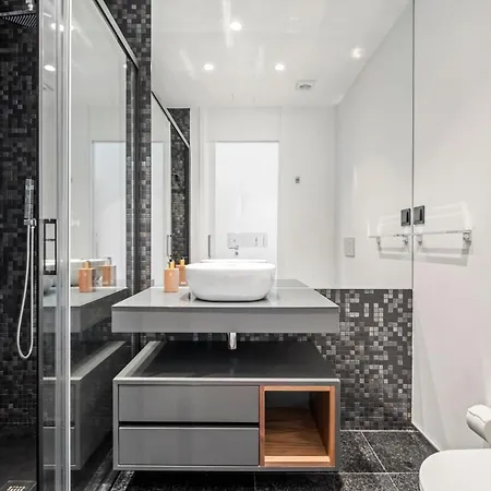 Panoramic Bay And Sea Views - Luxury 3-bed Flat Apartament *