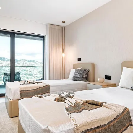 Panoramic Bay And Sea Views - Luxury 3-bed Flat Apartament