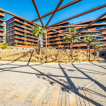 Panoramic Bay And Sea Views - Luxury 3-bed Flat * Funchal (Madeira)